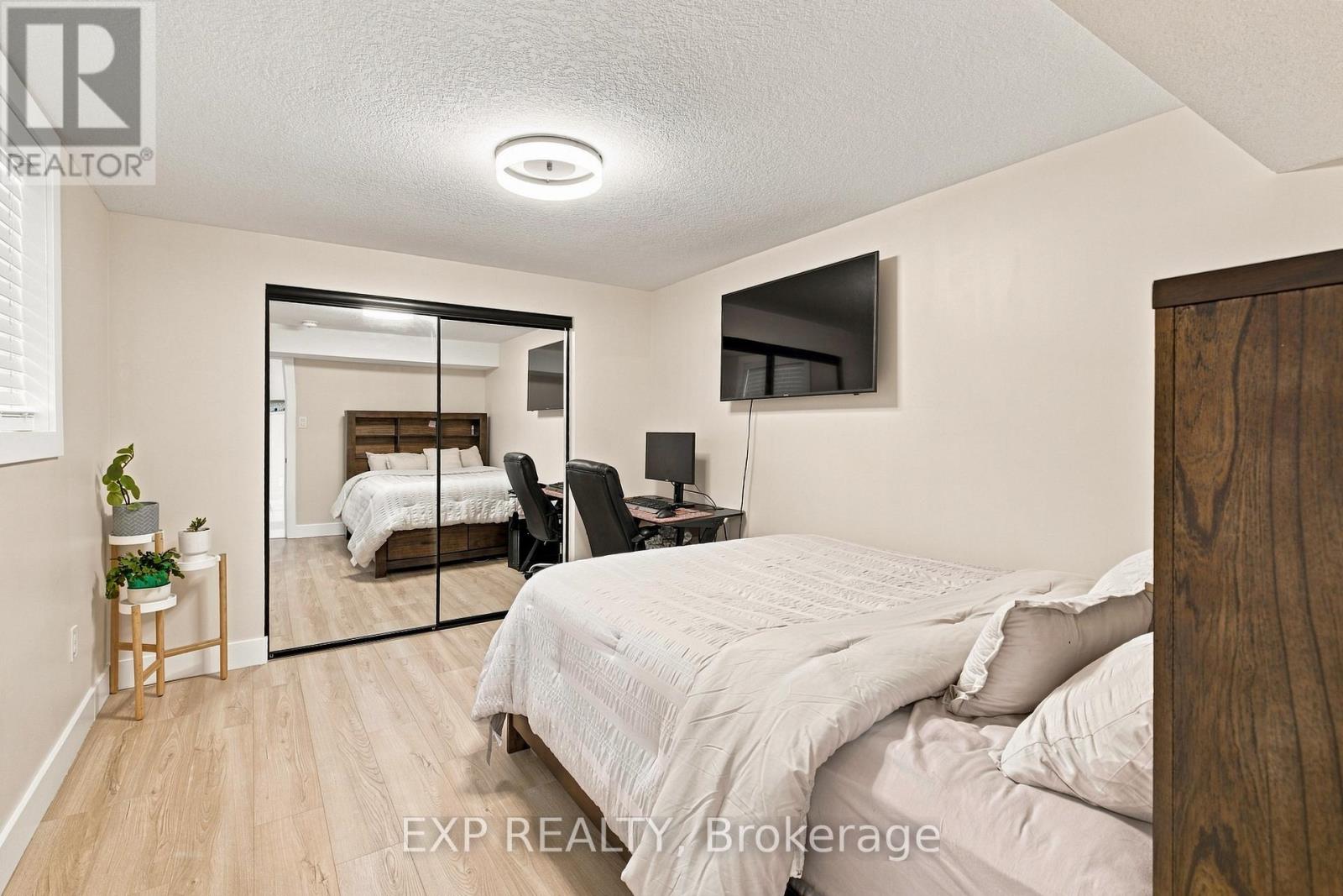 62 CORFIELD DRIVE - 38