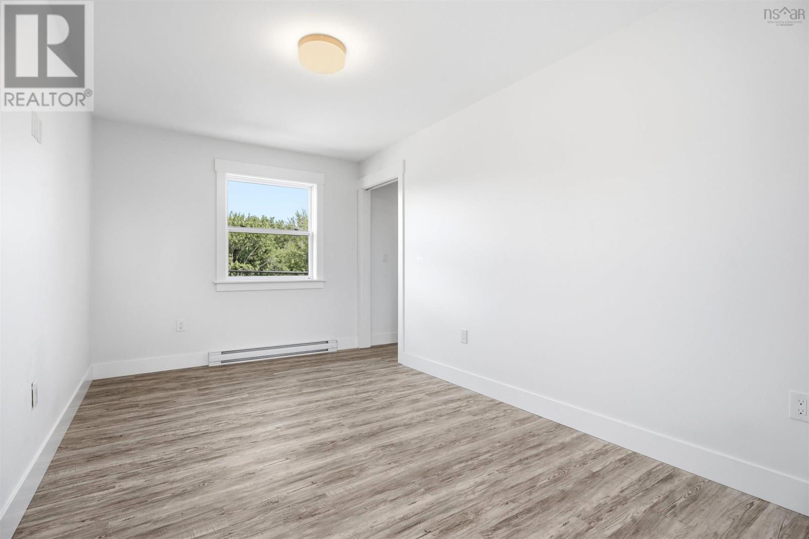 29 Club Road - Image 14