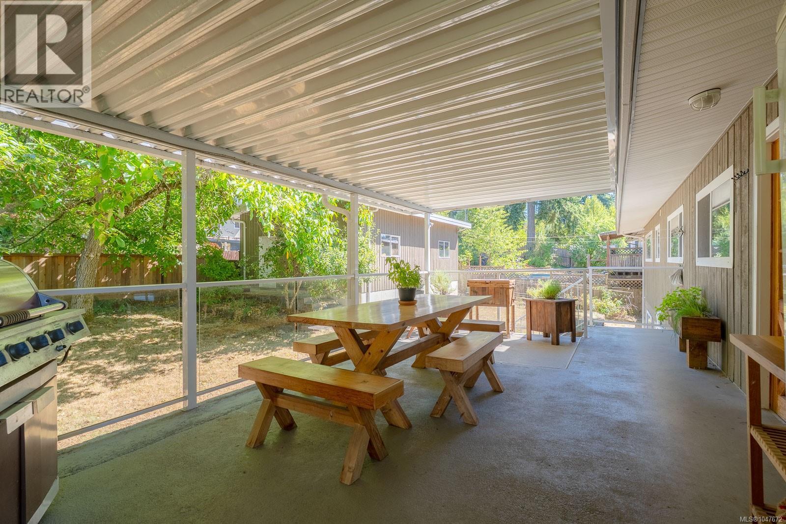 2373 Anderson Ave - Image 17