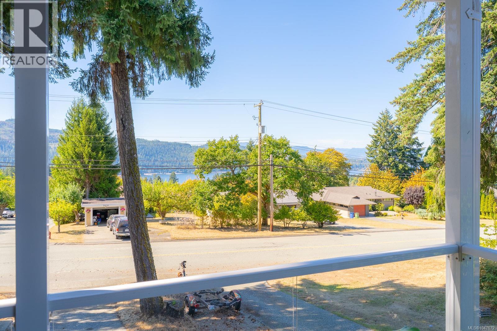 2373 Anderson Ave - Image 24