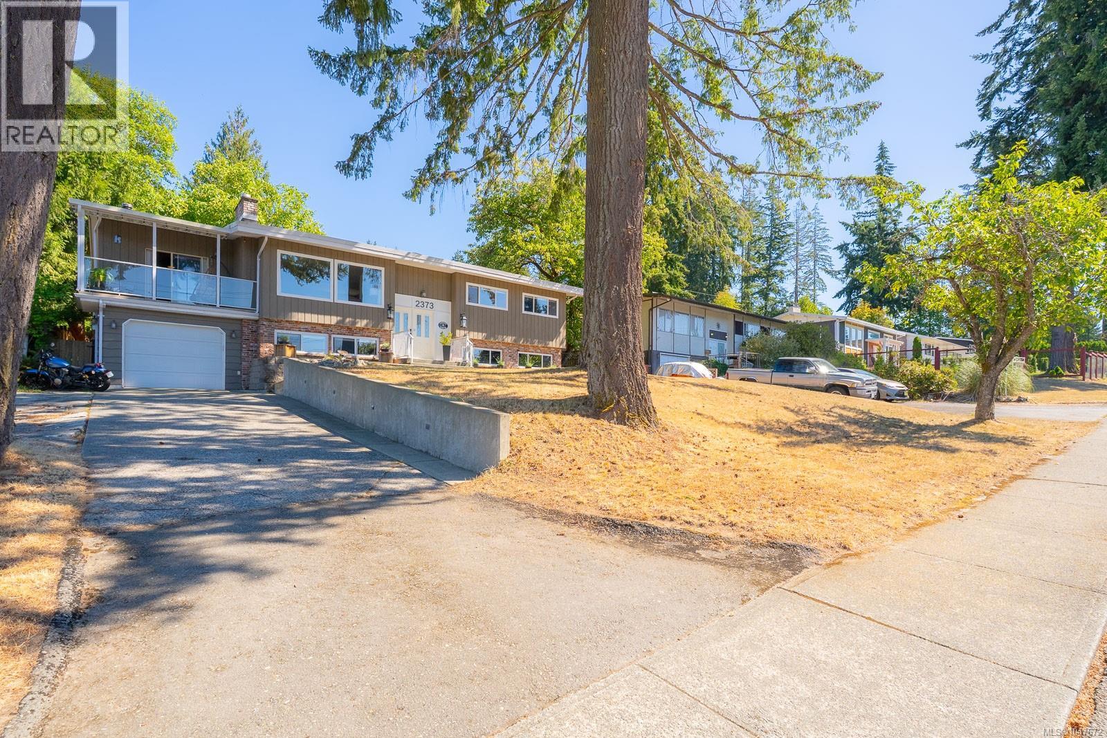 2373 Anderson Ave - Image 46