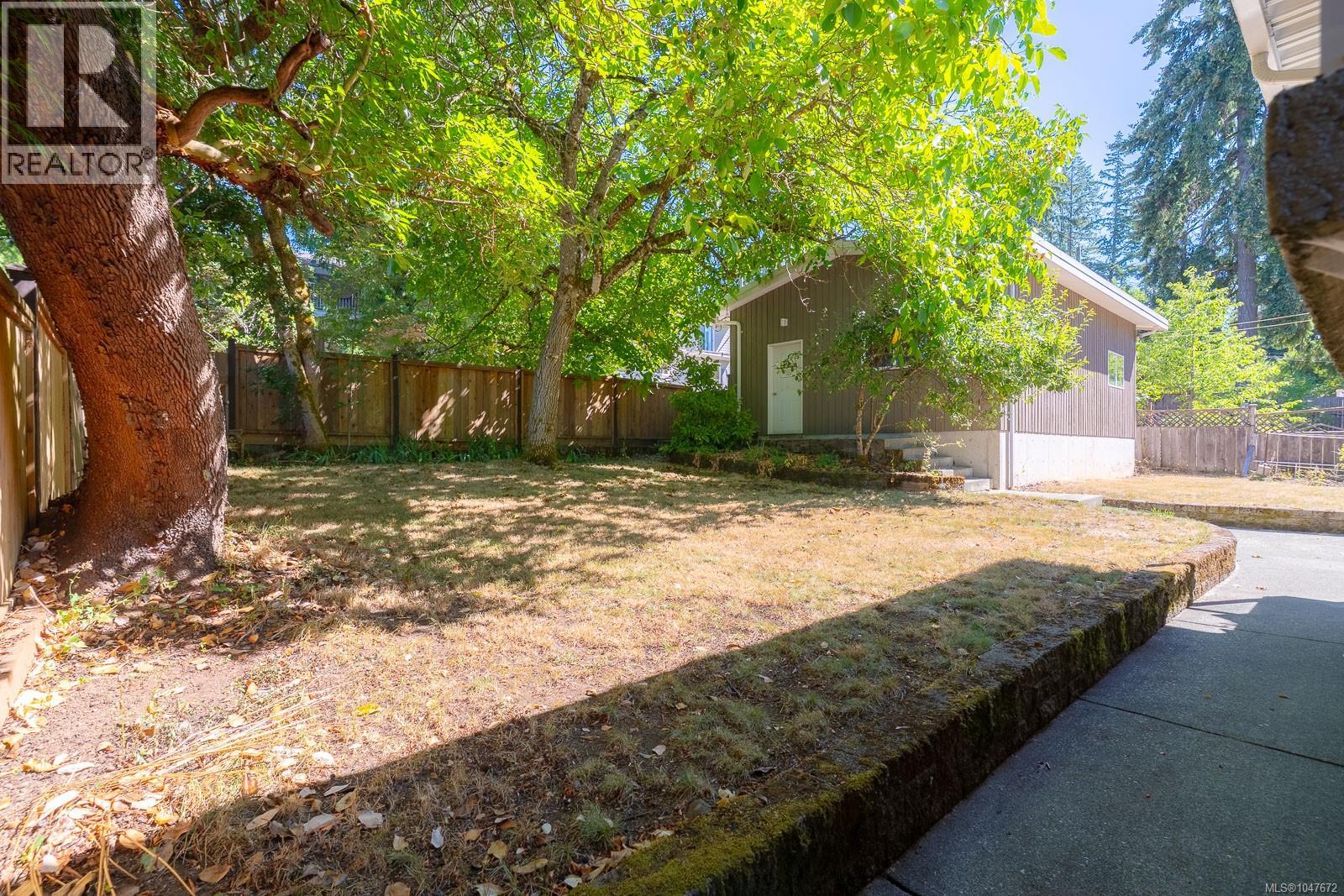 2373 Anderson Ave - Image 49