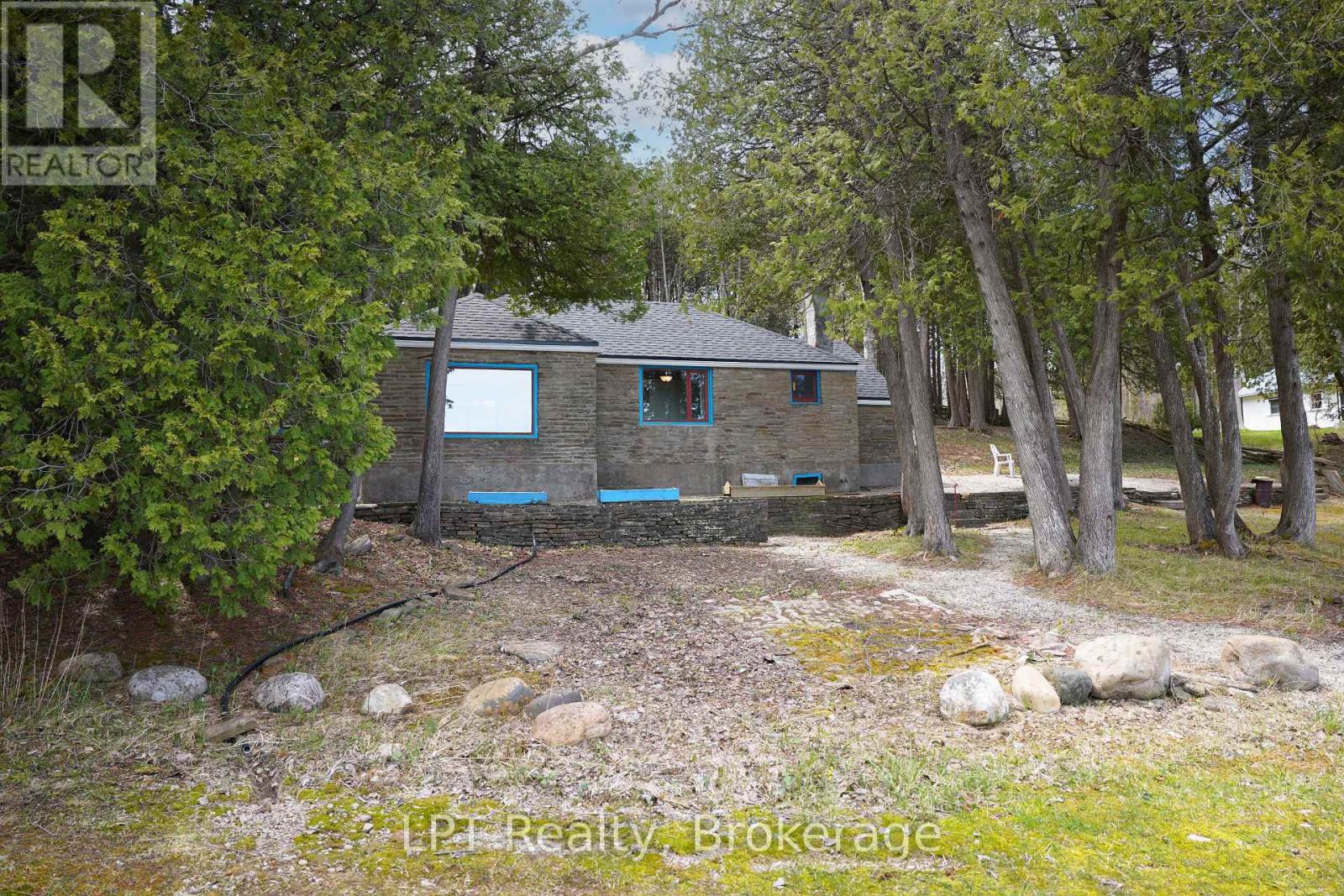 504215 GREY ROAD 1 - Image 33