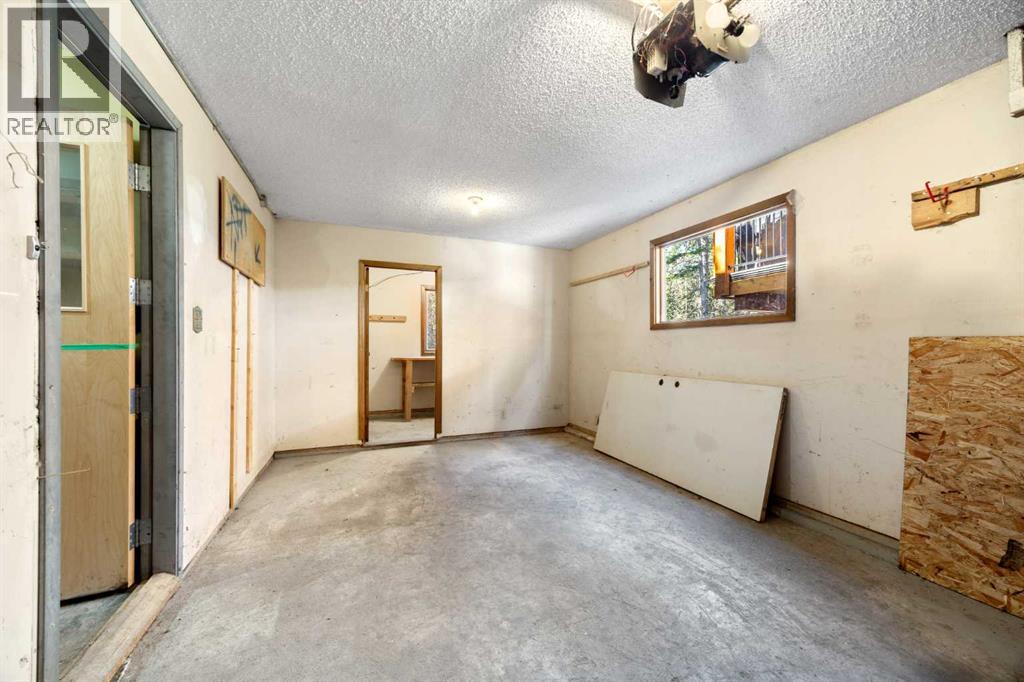 14 Pinewood Crescent - Image 22