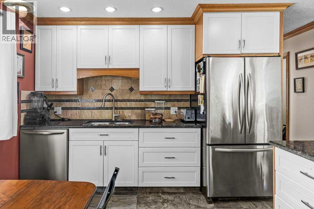 44 Lynndale Road SE - 12