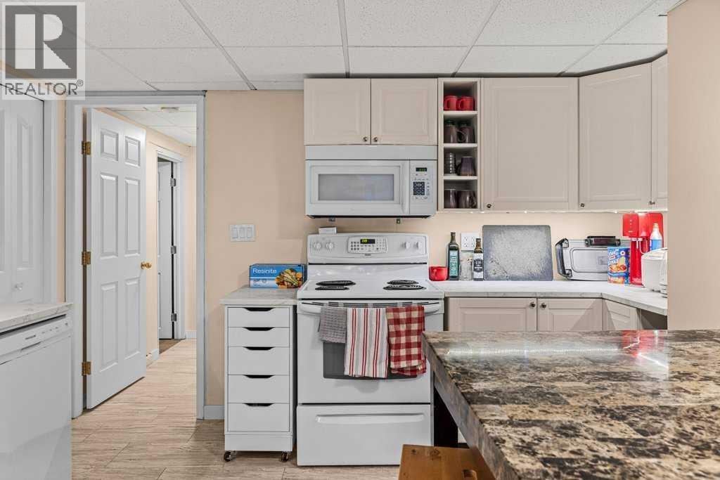 44 Lynndale Road SE - 34