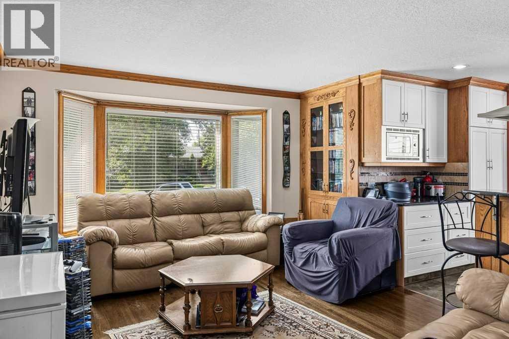 44 Lynndale Road SE - 6