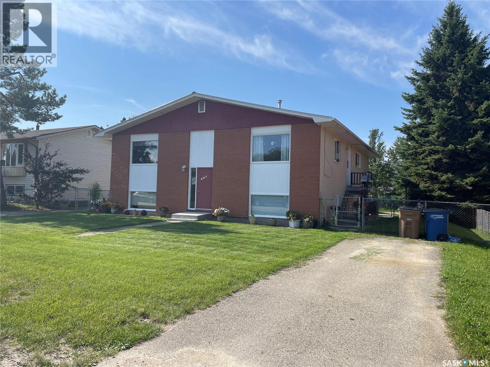 110 7th AVENUE S - 1