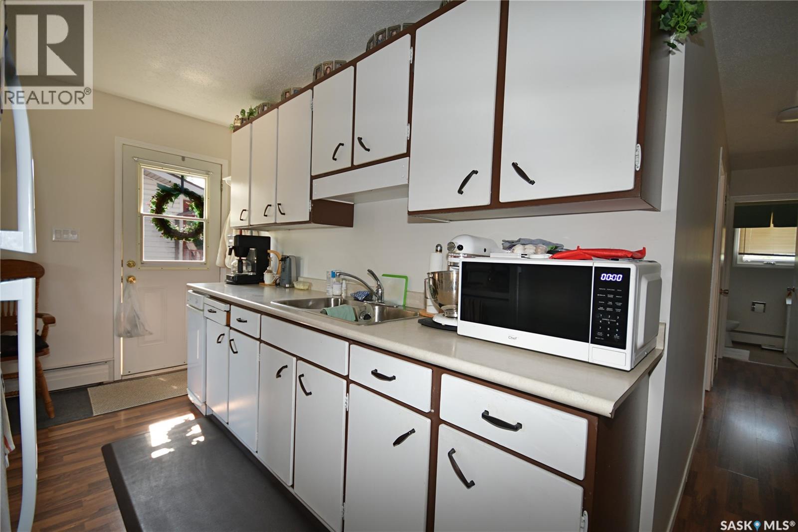 110 7th AVENUE S - Image 11