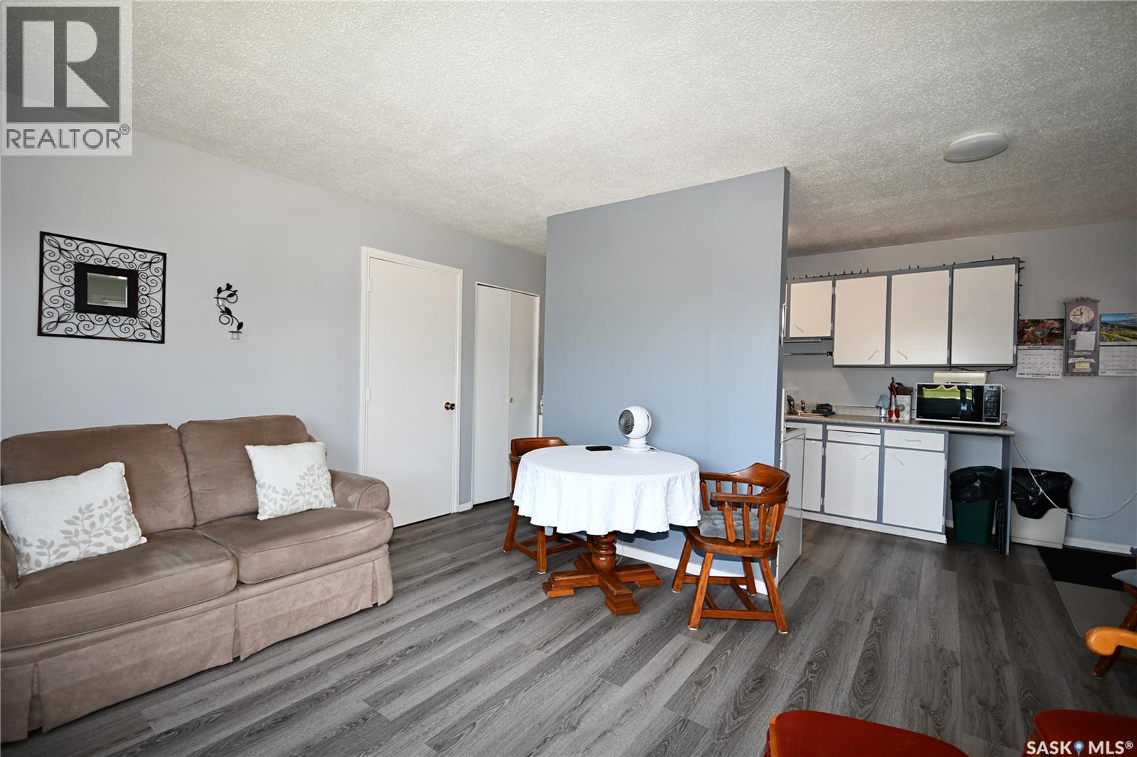 110 7th AVENUE S - Image 22