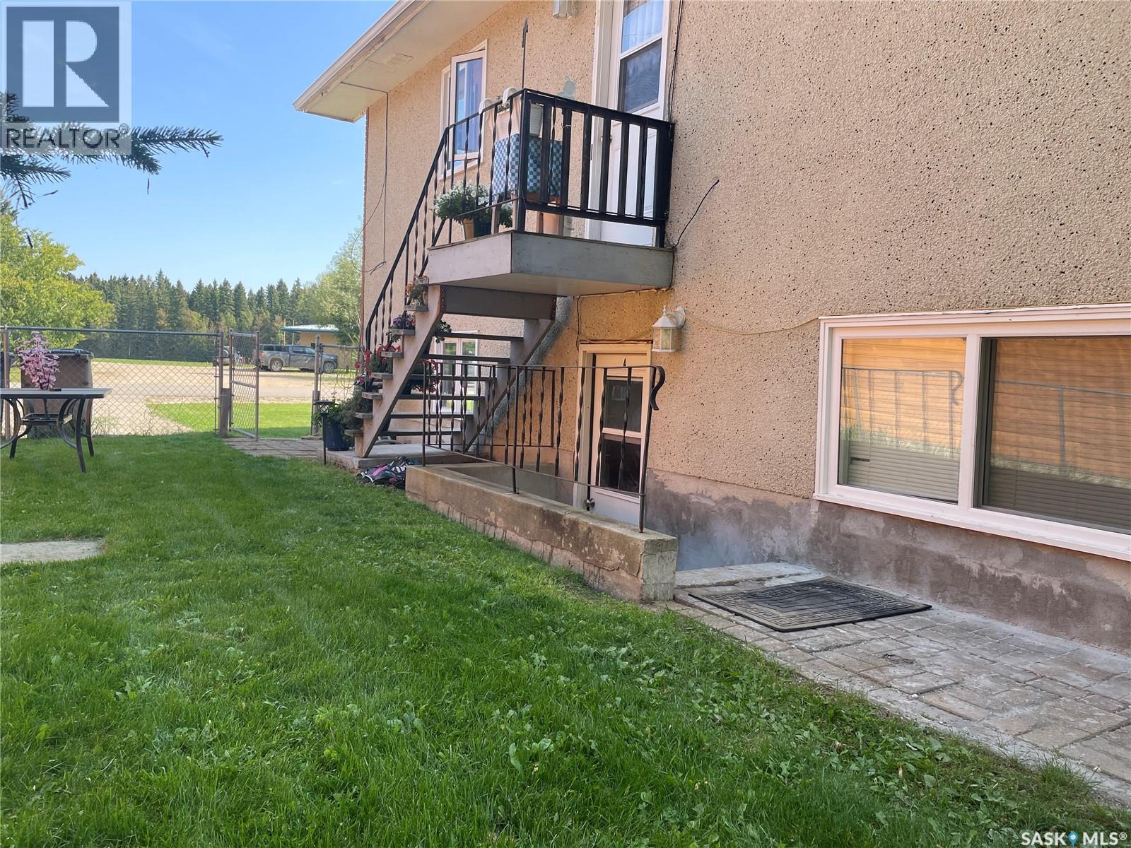110 7th AVENUE S - 8