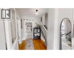 Dining nook - 102 Ditson Drive, Kindersley, SK S0L1S0 Photo 6