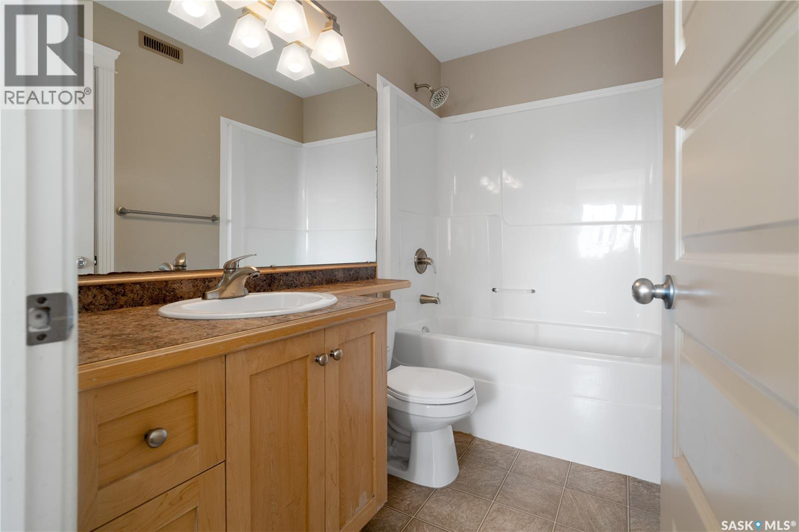 5 Simpson BAY - Image 33