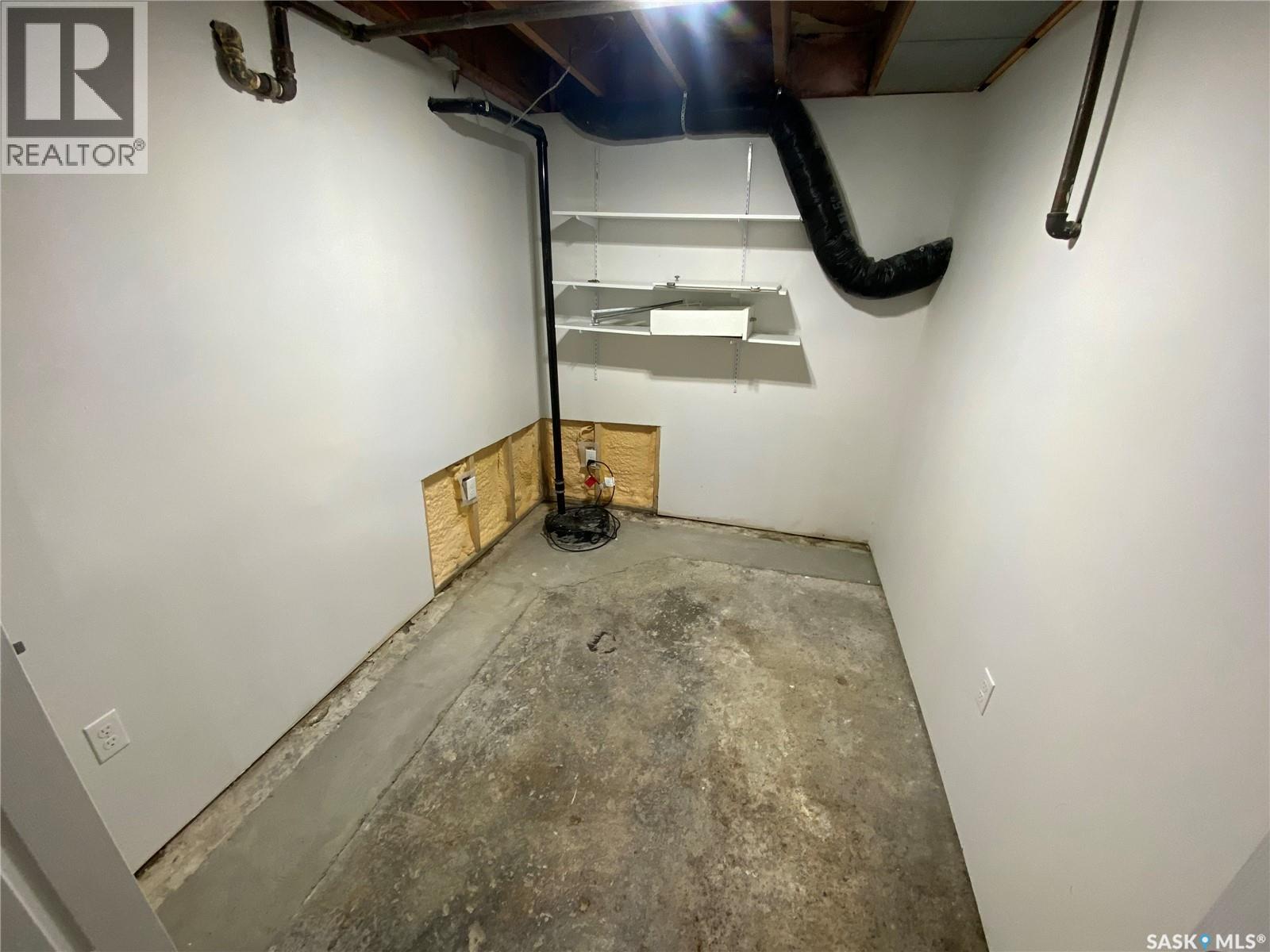 157 Broadway STREET W - 13
