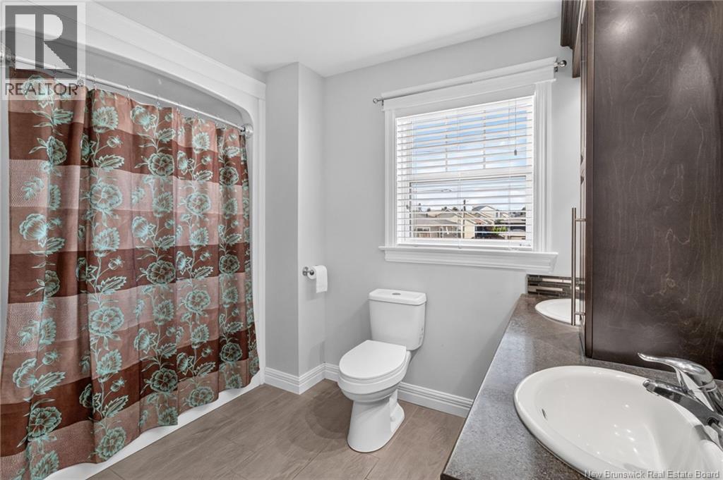 302 Lady Russell - Image 36