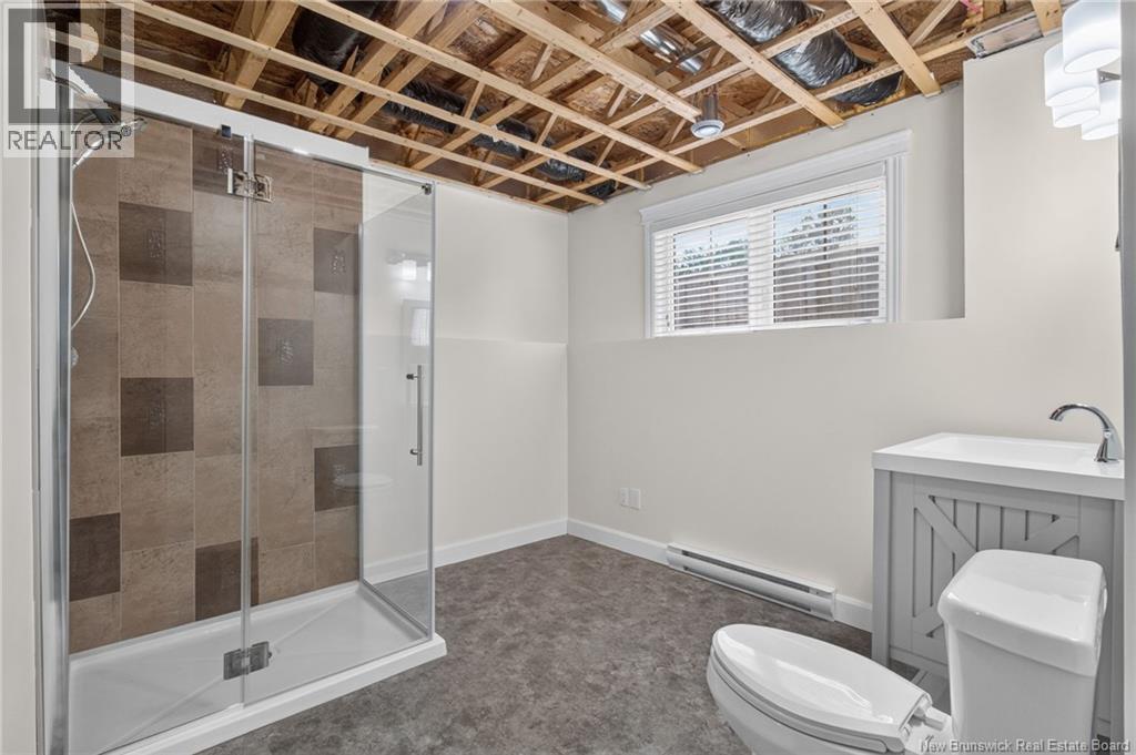 302 Lady Russell - 38