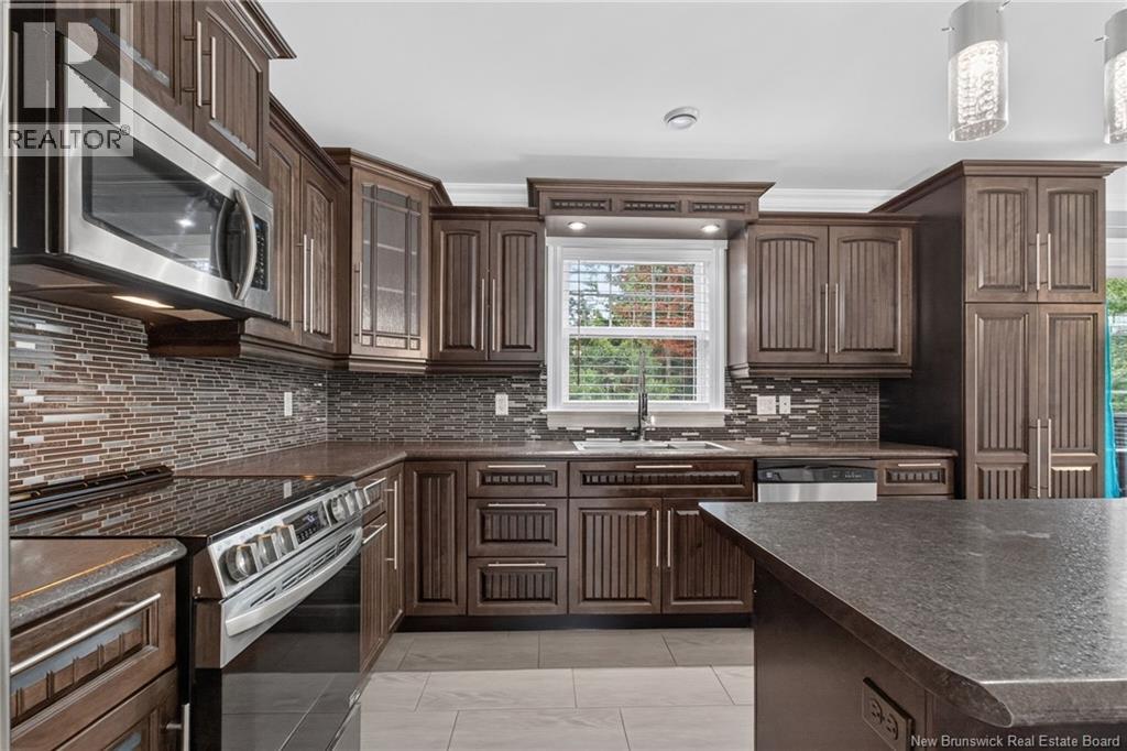 302 Lady Russell - Image 4