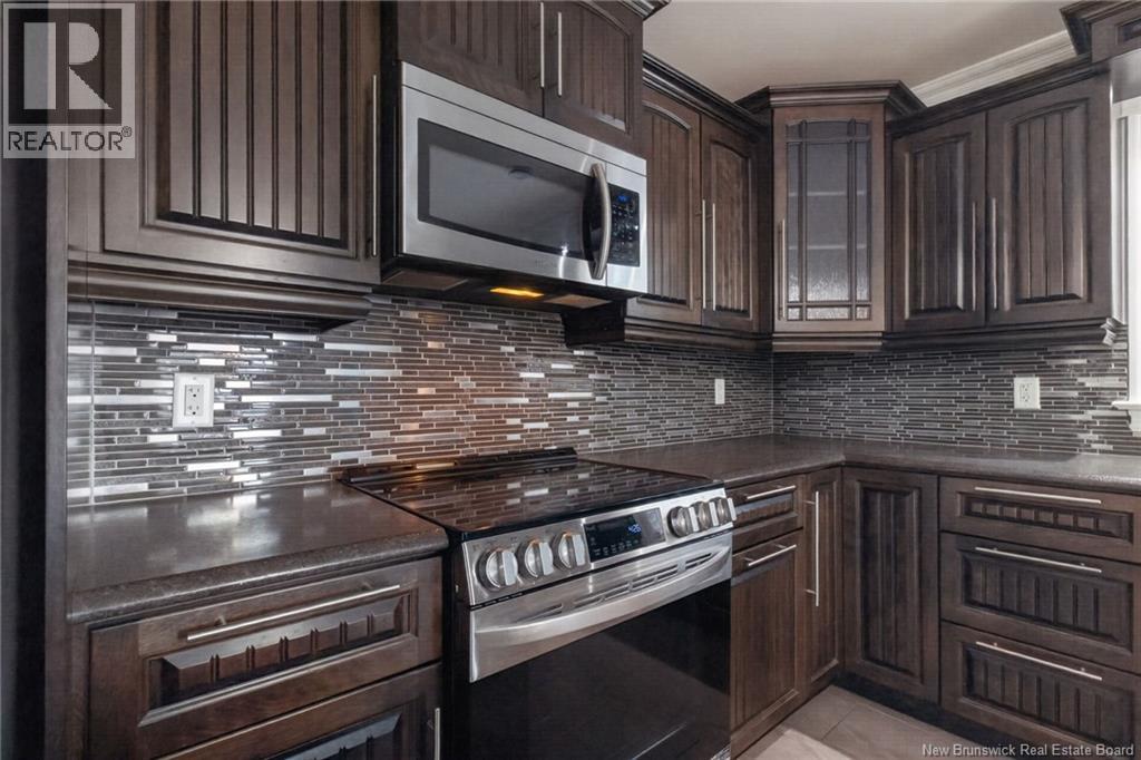 302 Lady Russell - Image 6