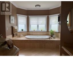 8 Lakeview Place thumbnail 34