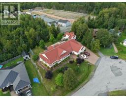 8 Lakeview Place thumbnail 49