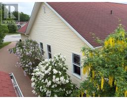 8 Lakeview Place thumbnail 8