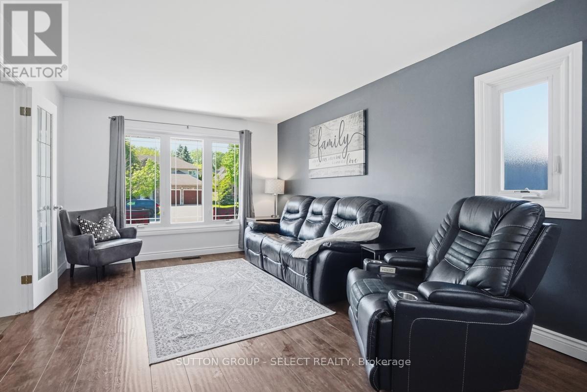 60 EDGEVALLEY ROAD - Image 12