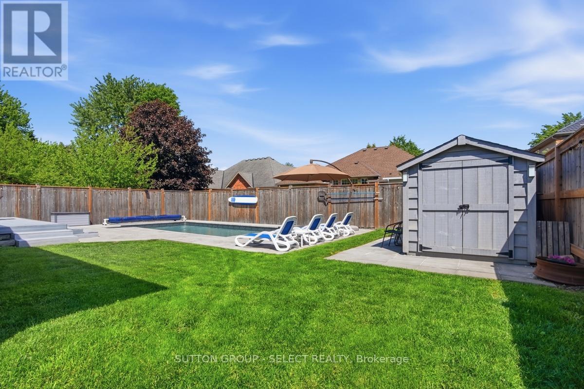 60 EDGEVALLEY ROAD - Image 43