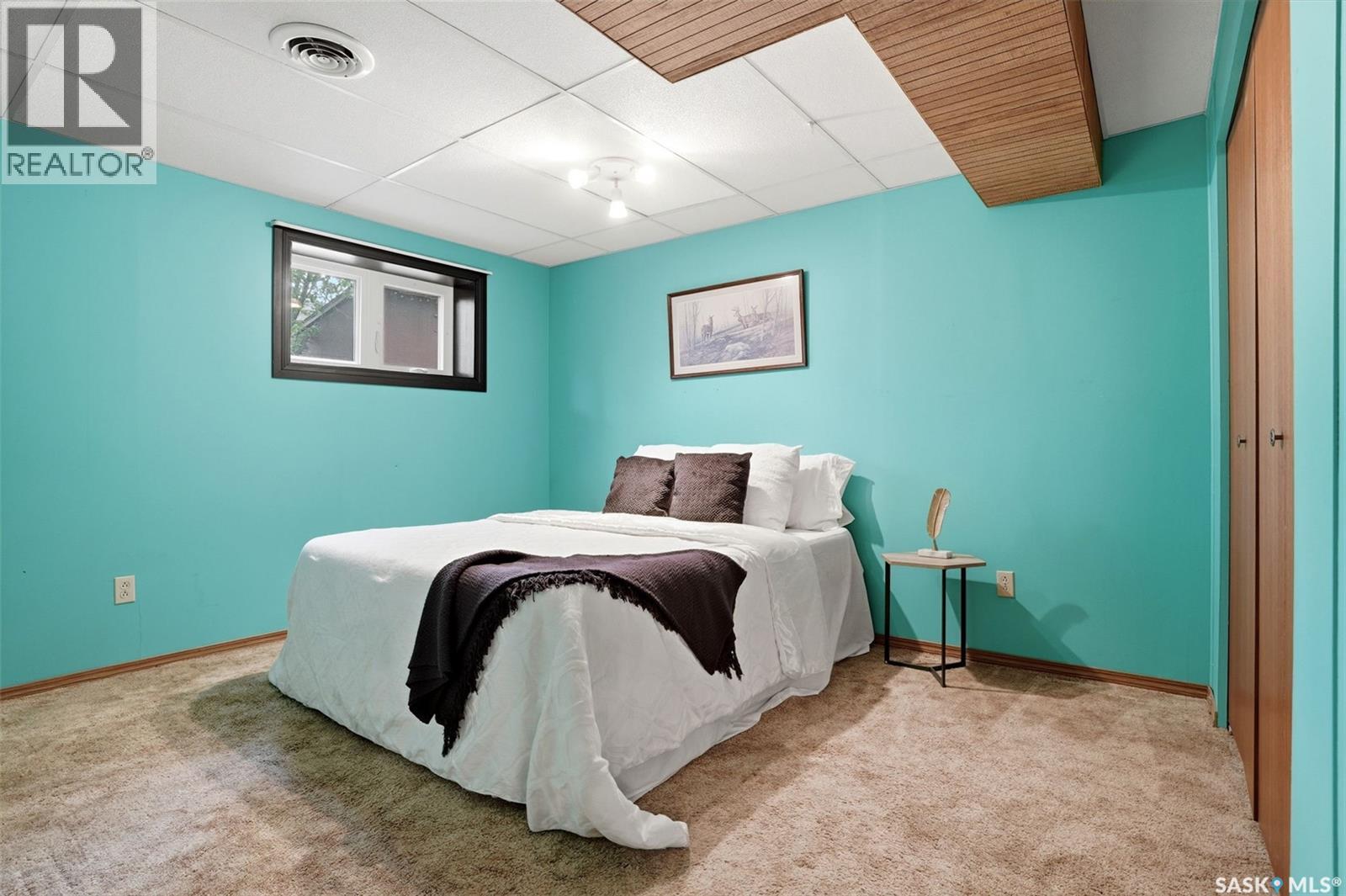 7122 Lawrence DRIVE - 24