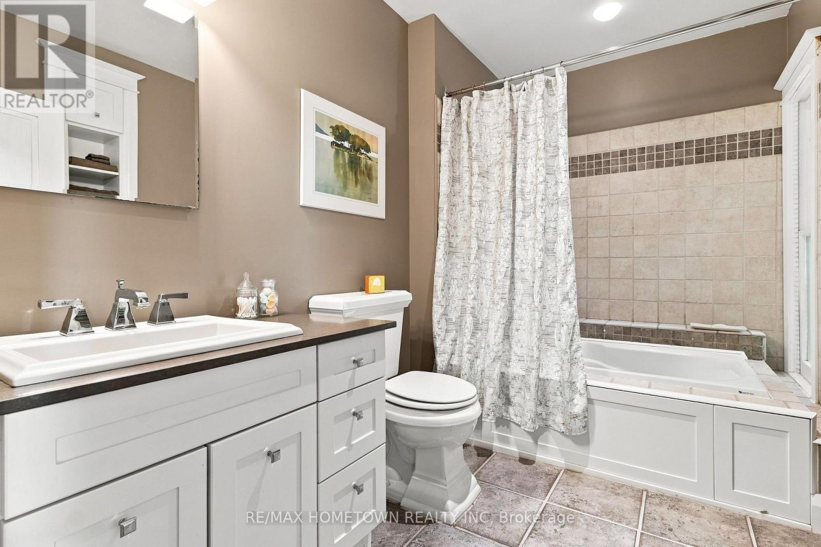 9 QUABBIN ROAD - Image 32