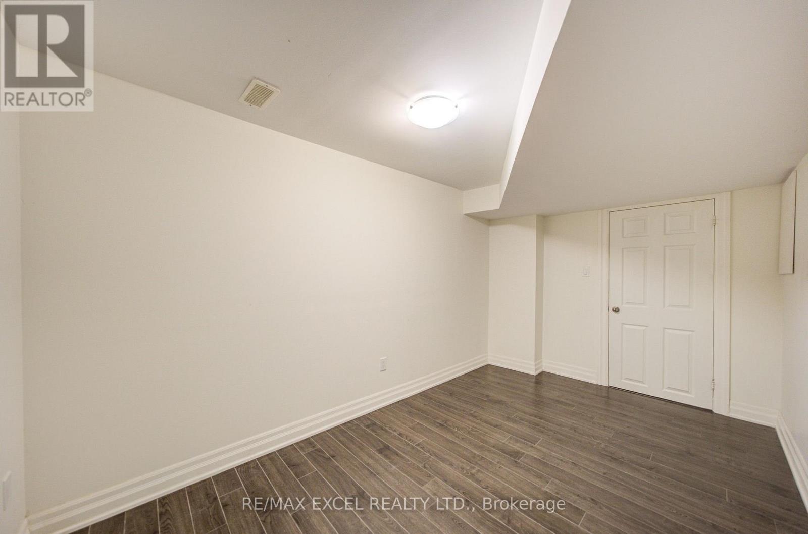 6 AVERILL CRESCENT - Image 40