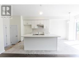 385 Starlight Avenue, Woolwich, ON N0B1M0 Photo 16