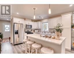252 Lake Breeze Drive, Ashfield Colborne Wawanosh, ON N7A0B9 Photo 6