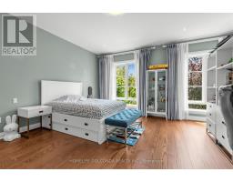 164 Owen Boulevard, Toronto, ON M2P1G7 Photo 29
