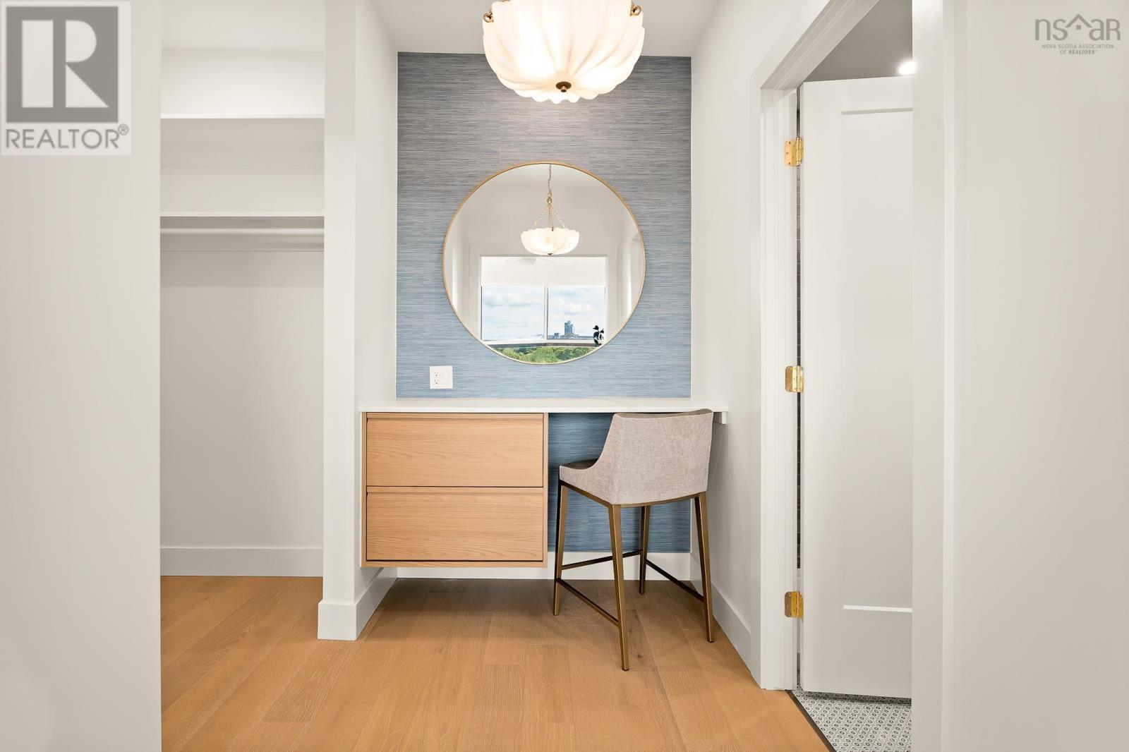 #702 6095 Coburg Road - 27