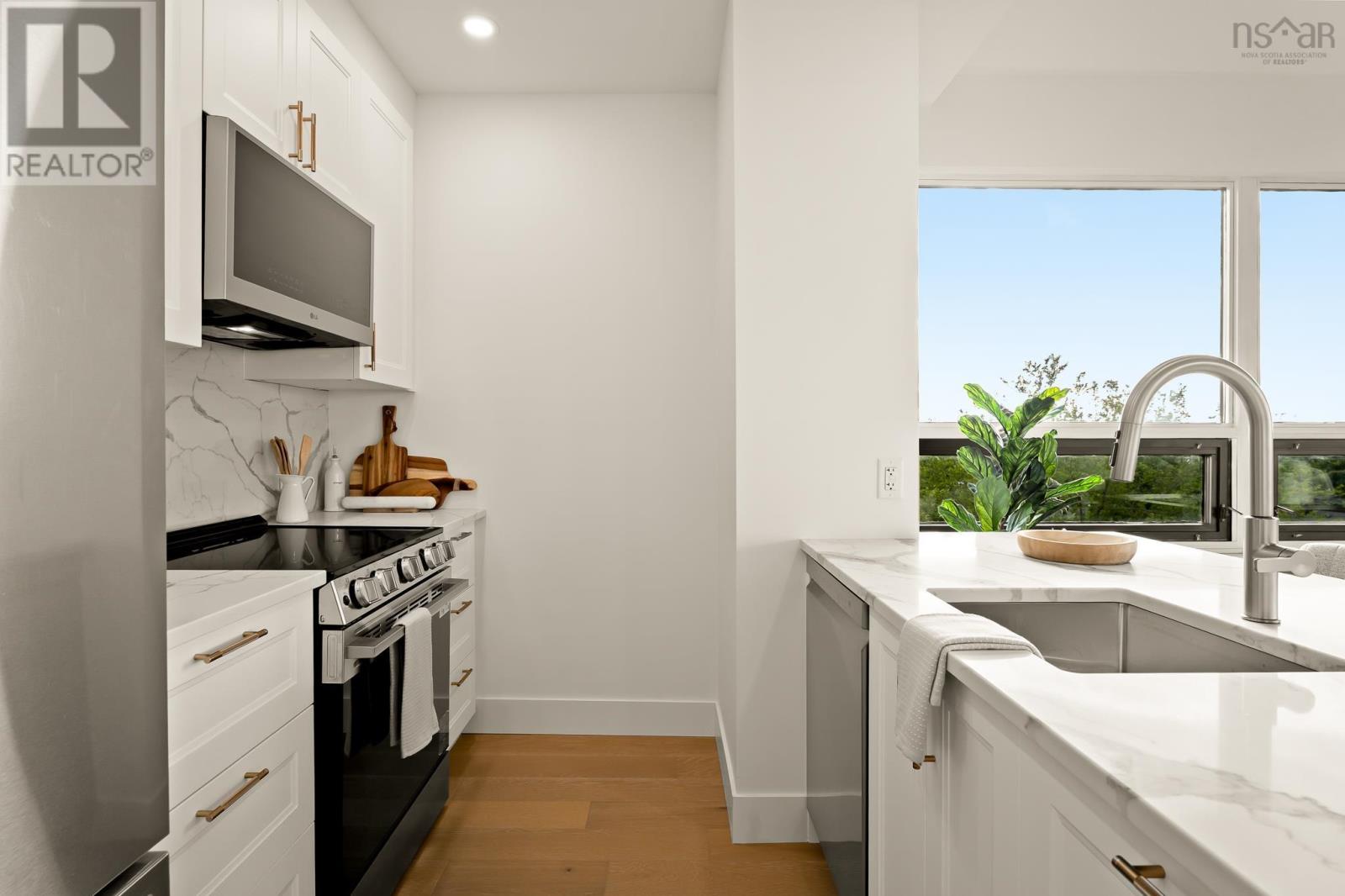 #702 6095 Coburg Road - 19