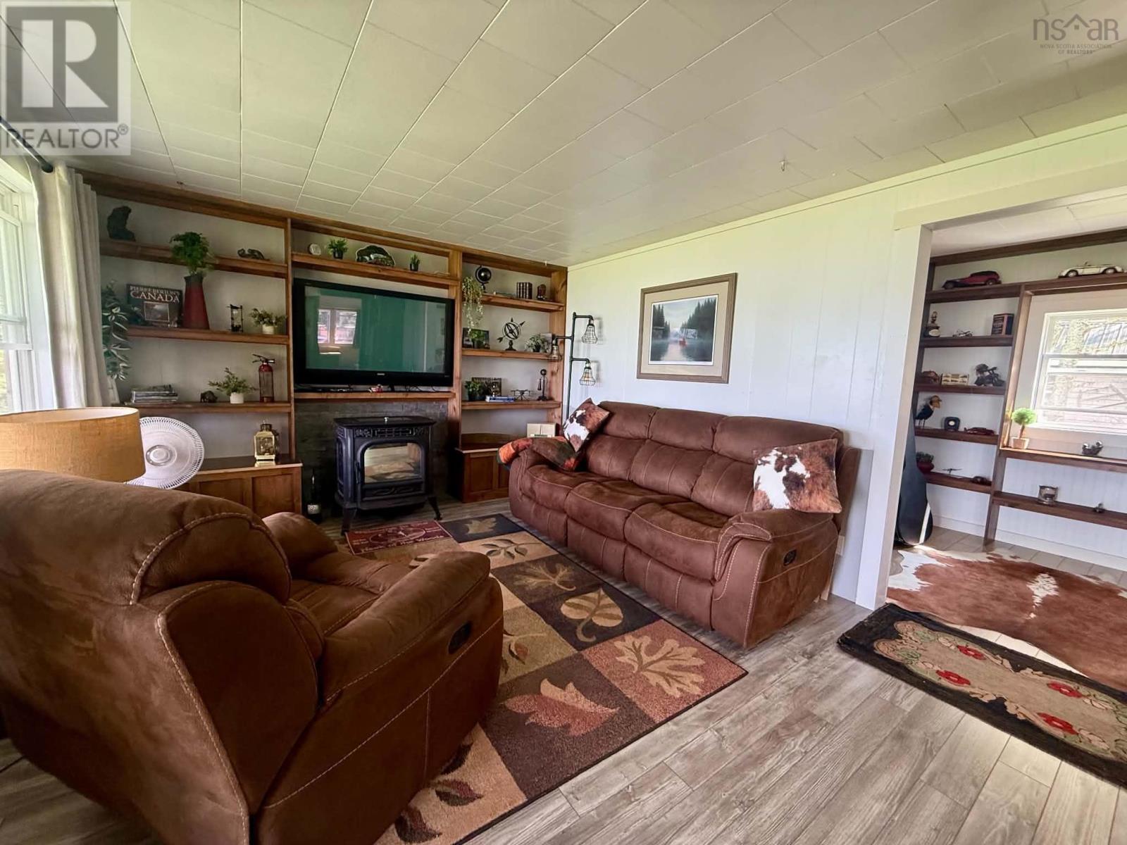 6383 Highway 215 - 25