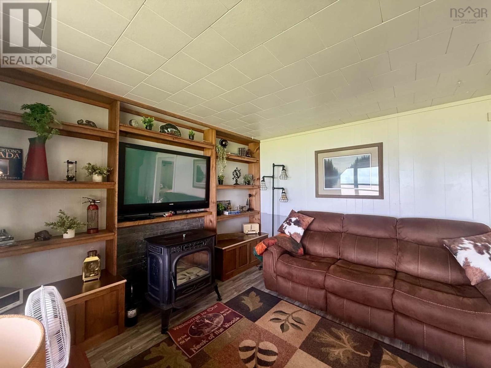 6383 Highway 215 - 27