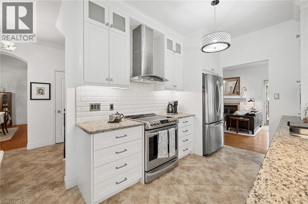 147 REIBER Court - Image 15