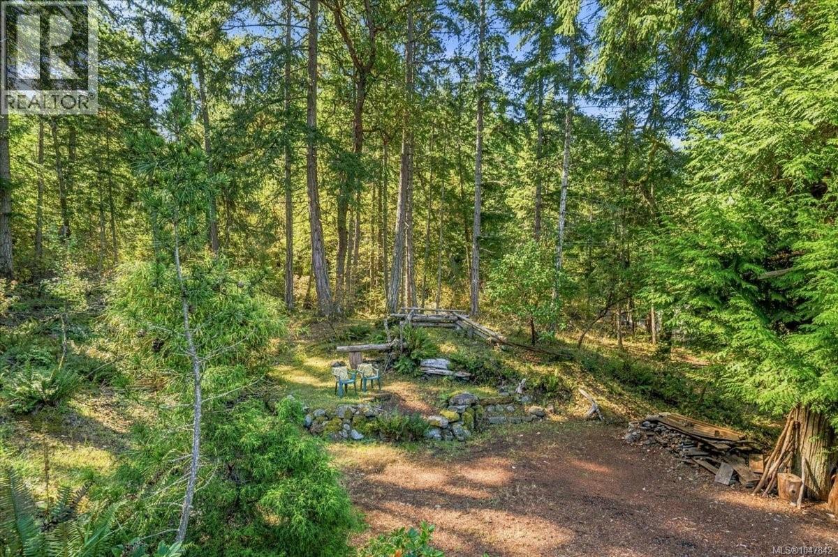 3141 Swallow Cres - Image 34