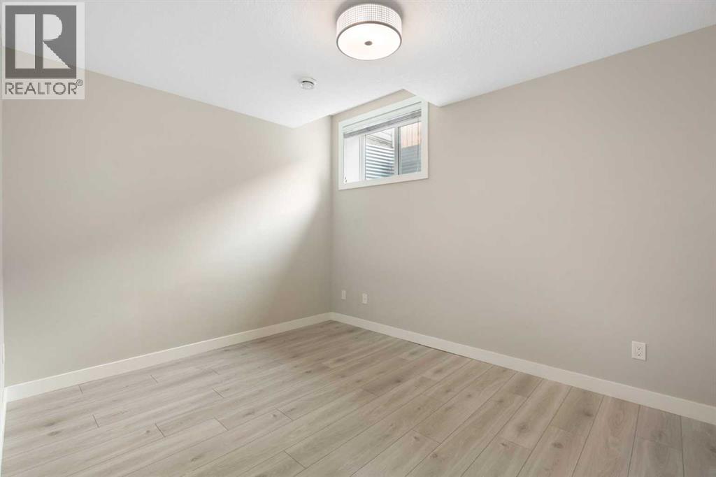 125 Corner Meadows Gate NE - 40