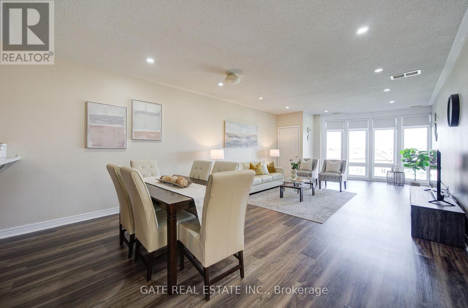 #307 7340 MARKHAM ROAD - 16