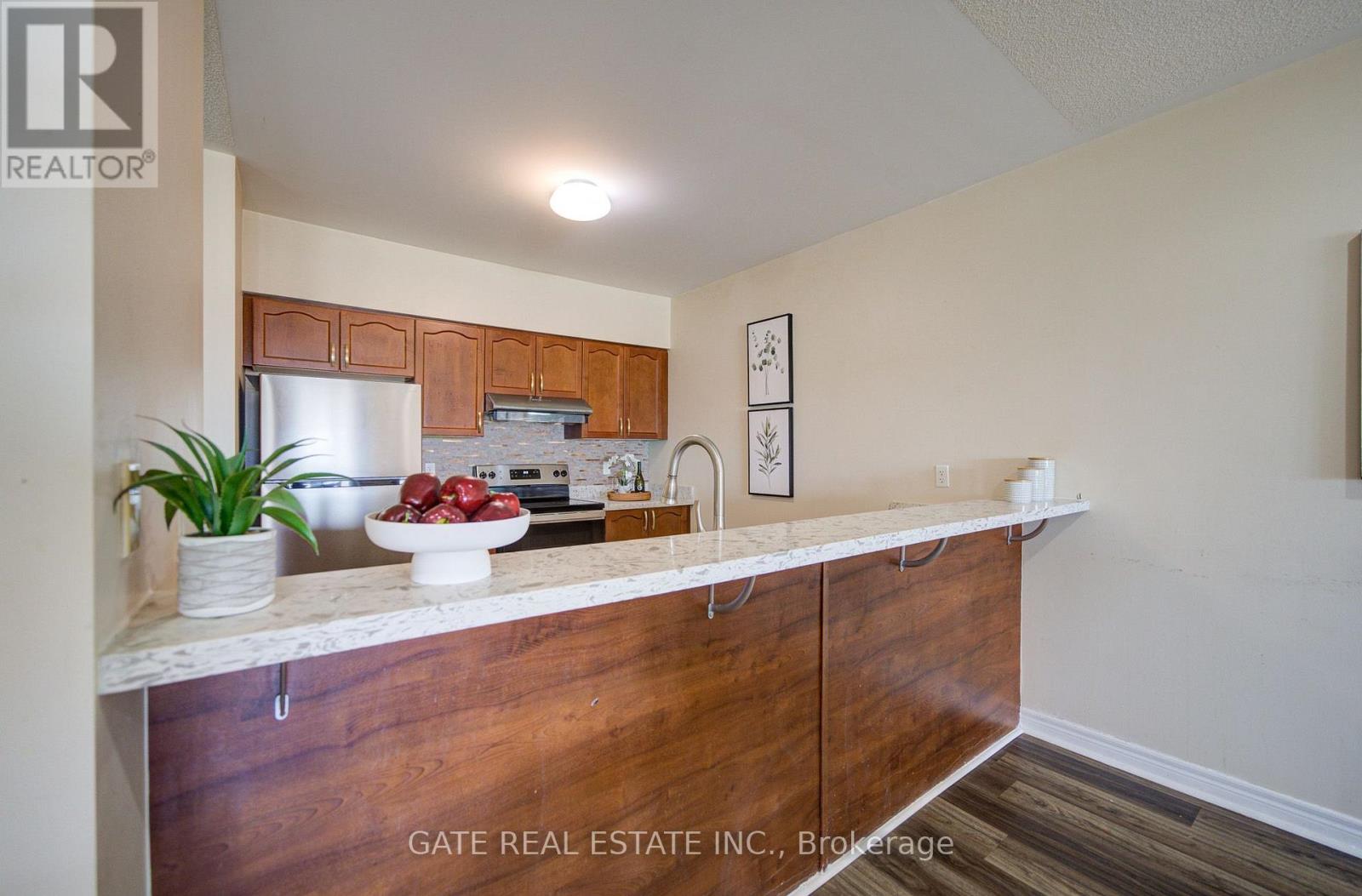 #307 7340 MARKHAM ROAD - 17