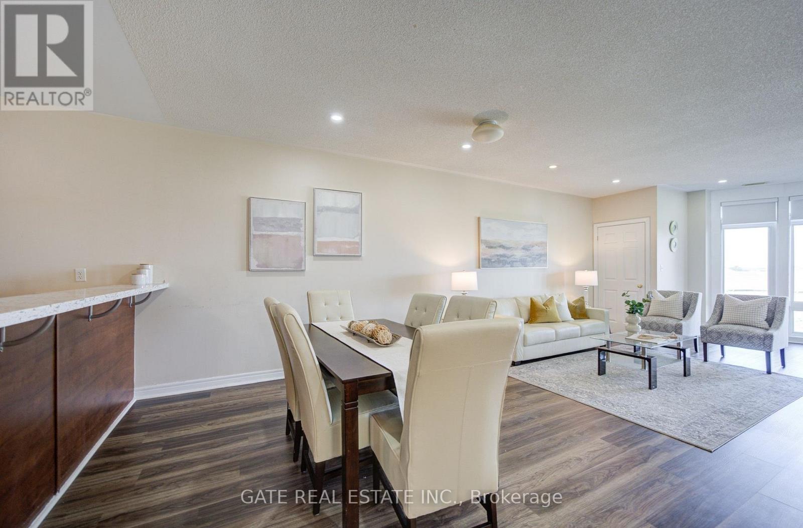 #307 7340 MARKHAM ROAD - 19