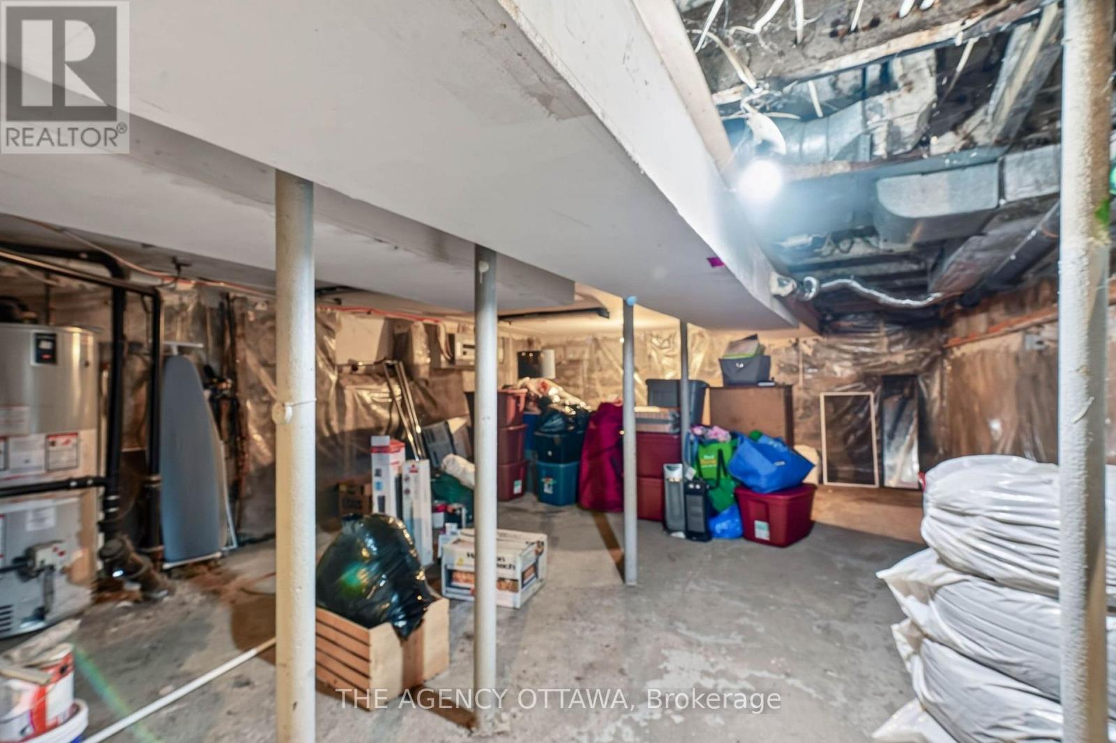 64 BAYSWATER AVENUE - 44