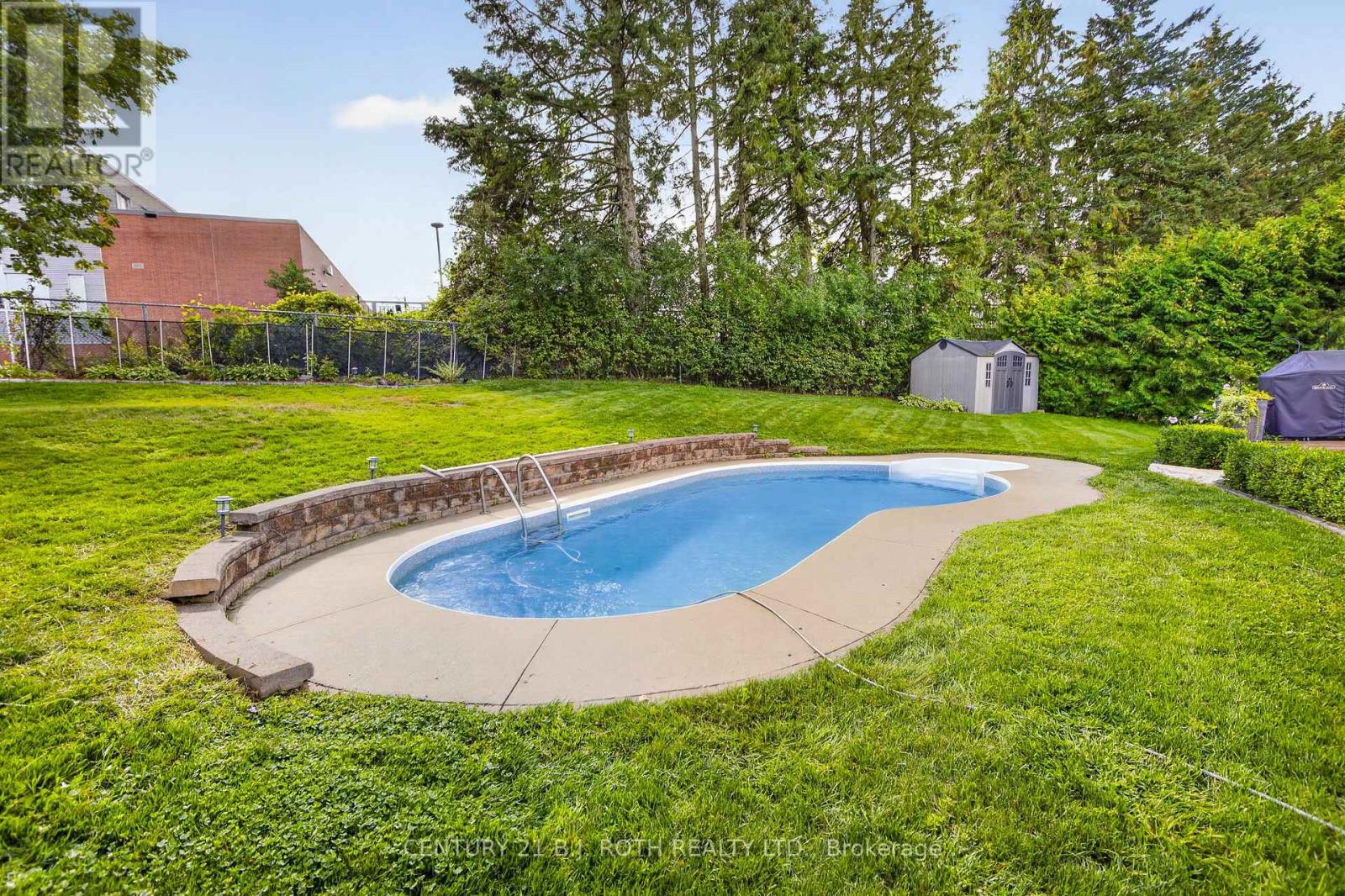 23 CARTER CRESCENT - 26