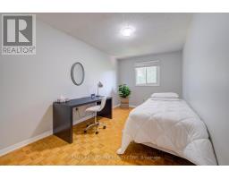 1140 Avondale Drive, Oakville, ON L6H5L3 Photo 22