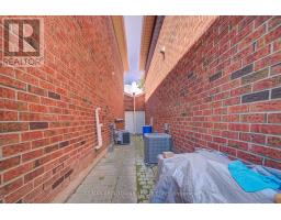 1140 Avondale Drive, Oakville, ON L6H5L3 Photo 39