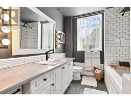 13 Richmond Street E, Kawartha Lakes, ON K0M2B0 Photo 10