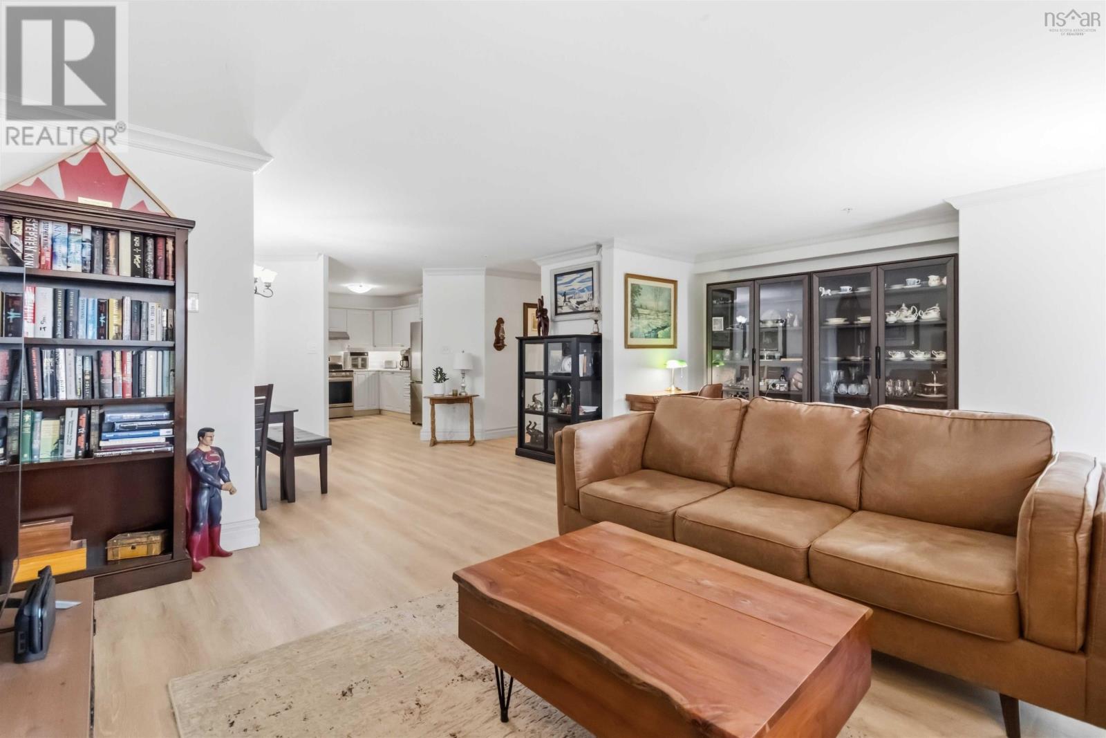#403 115 Ochterloney Street - 16