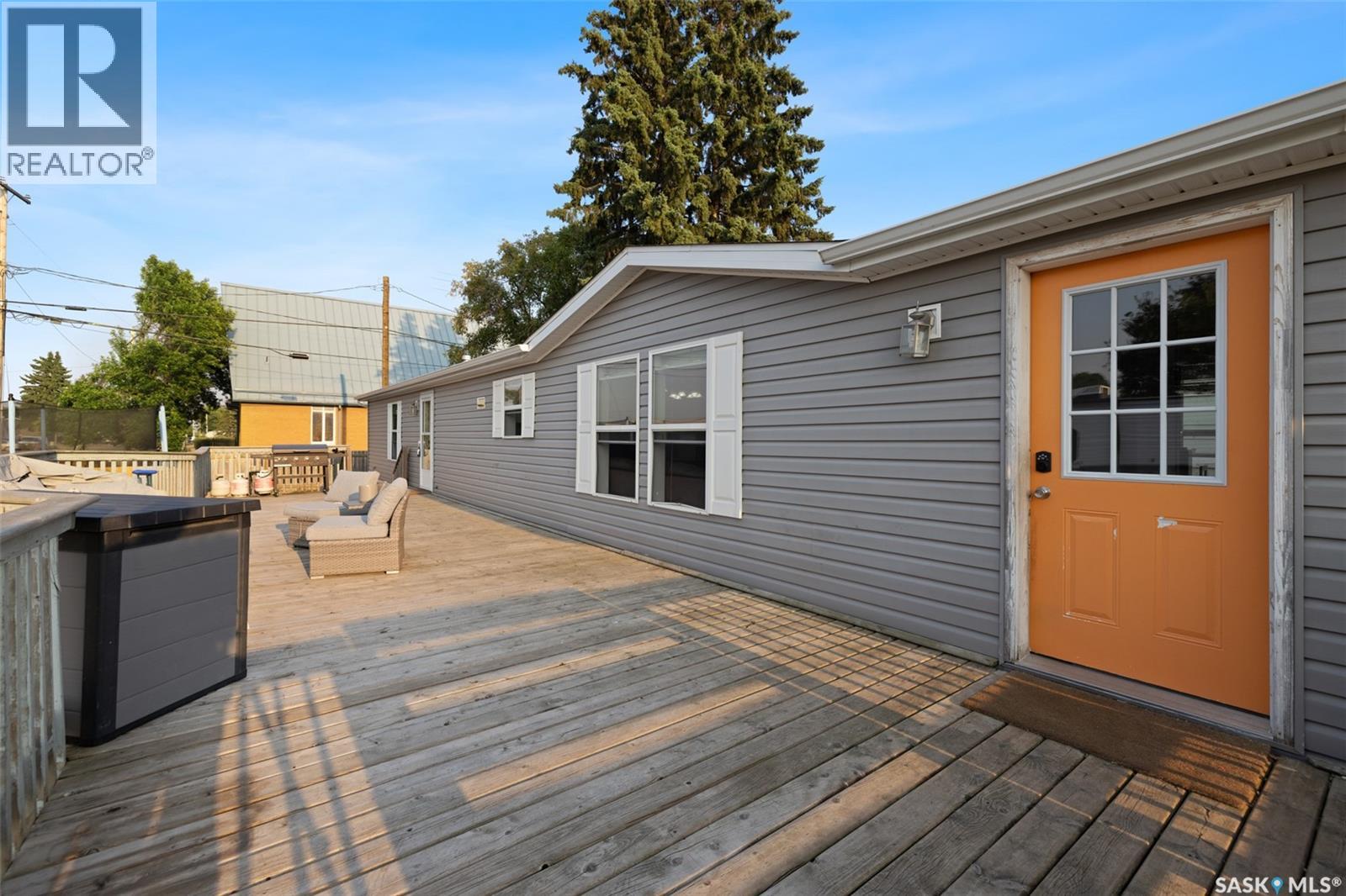294 Byron STREET - 3
